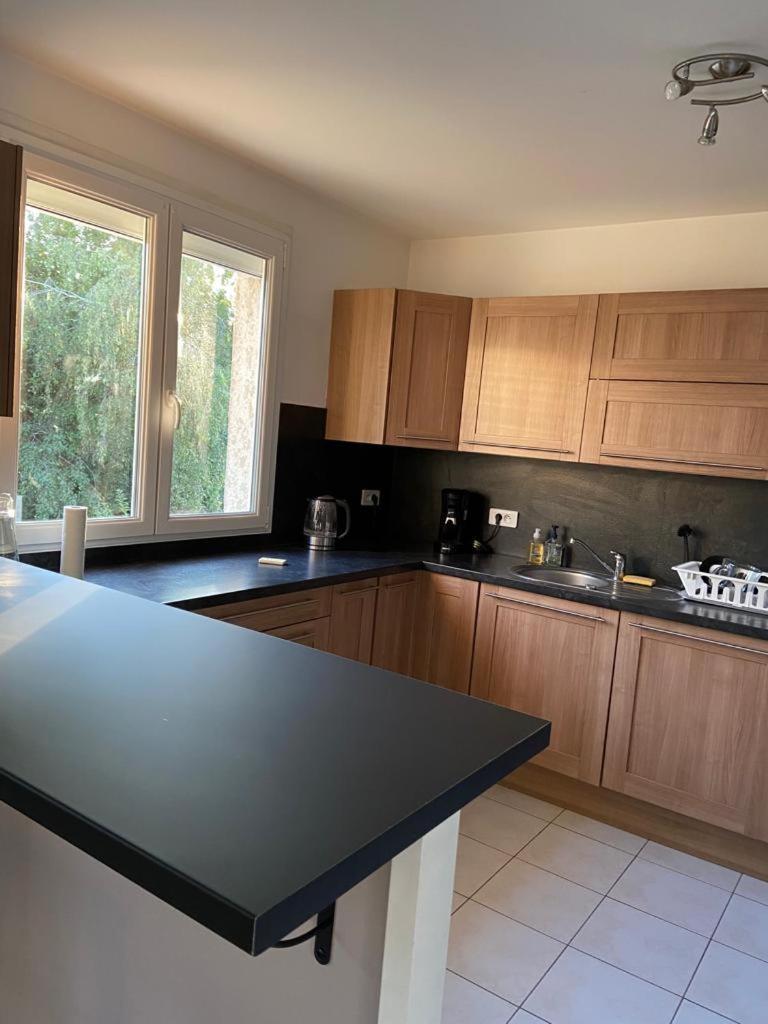 Appartement Cosy Saint-Sébastien-sur-Loire Szoba fotó